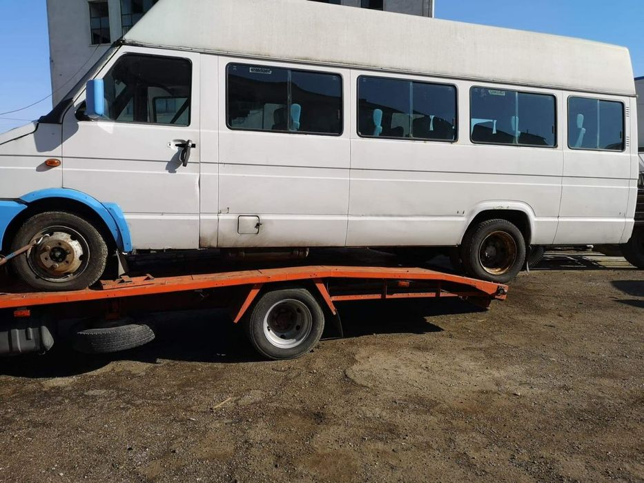 Tractari auto utilaje non stop 24 / 24