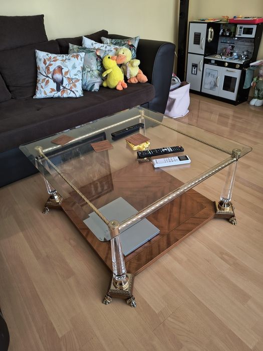 Екстравагантна стъклена маса -  Art style