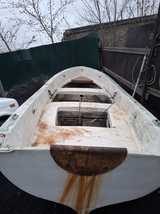 Лодка стеклопластик,