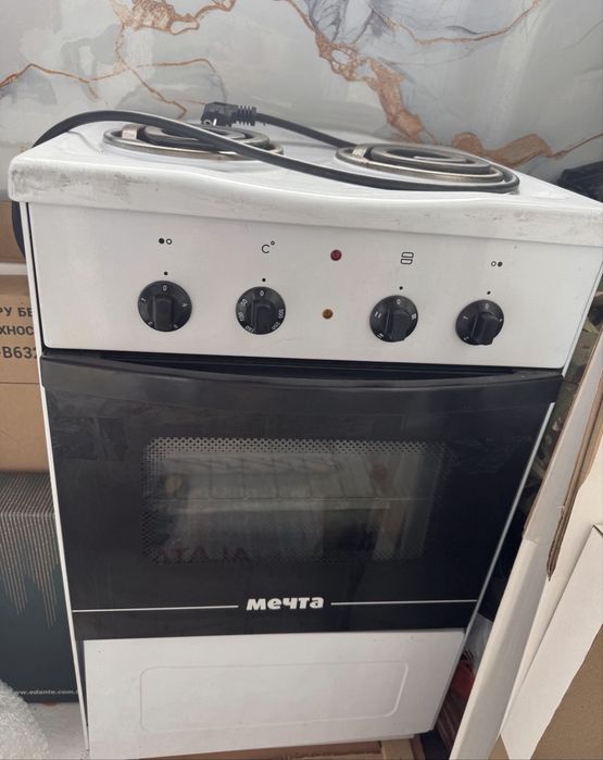 Продам электро-плиту