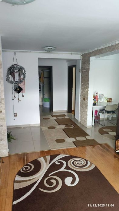 Vand Apartament 2 camere