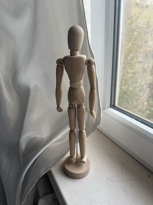 Деревянный человечек -кукла