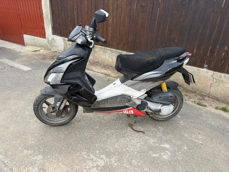 scuter aprilia sr 50