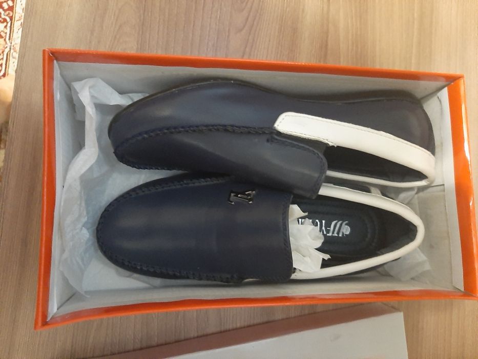 Обмен на кроссовки или продажа Астана