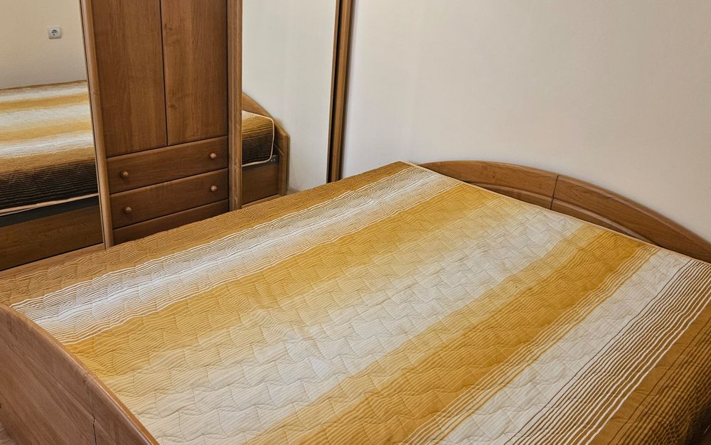 Тристаен апартамент + партерна боксониера