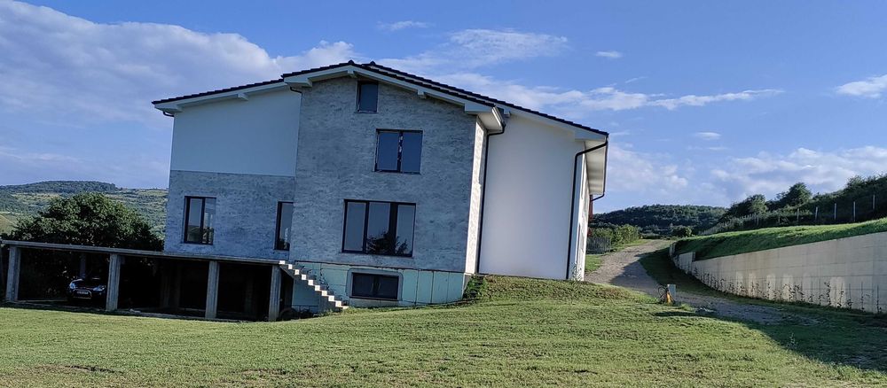 Vand/schimb imobil 1270 mp SC, teren 1945 sau 12600 mp, utilitati,CF