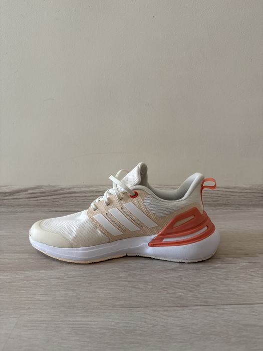 Дамски обувки Adidas RapidaSport K (HP6127)