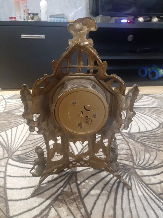 Каминни часовници