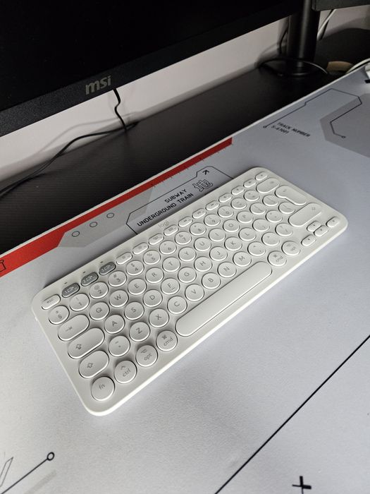 Logitech K380 Bluetooth