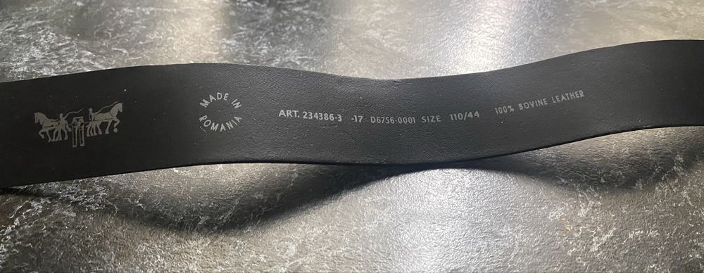 ремень кожаный Levi’s
