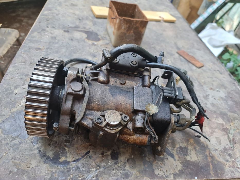 Продавам ГНП Bosh оригинално за Ауди 80 B4 1.9 tdi 90 hp