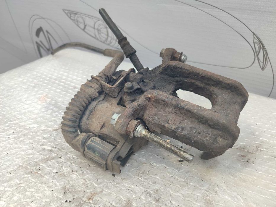 Etrier Frână Spate Dreapta Cu Motoraș Electric Bmw 5 Series 2010-2016 / Cod Oem 32345700 (5D2)
