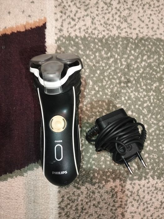Бритва Филипс ..