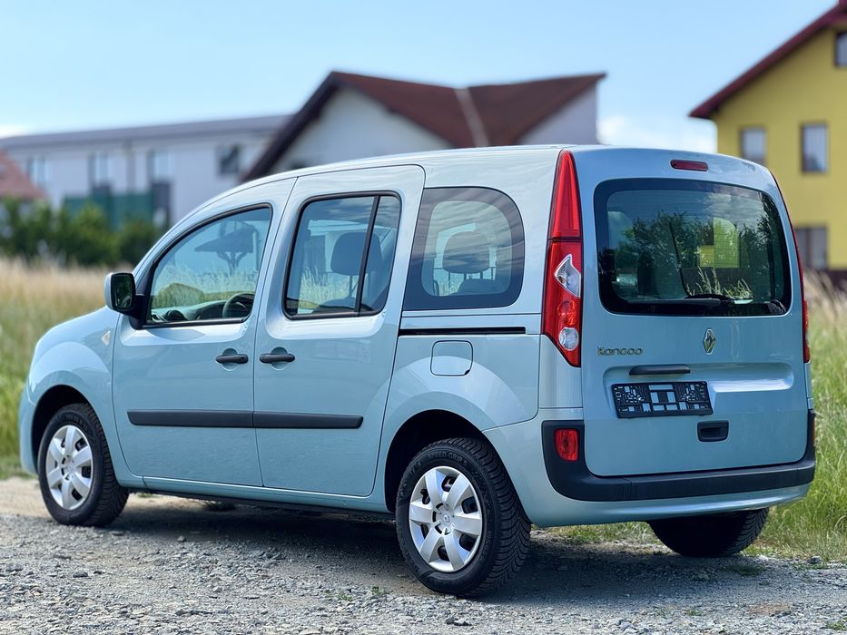 Renault Kangoo 5 locuri 1.5 Diesel 6 viteze - Stare foarte buna !