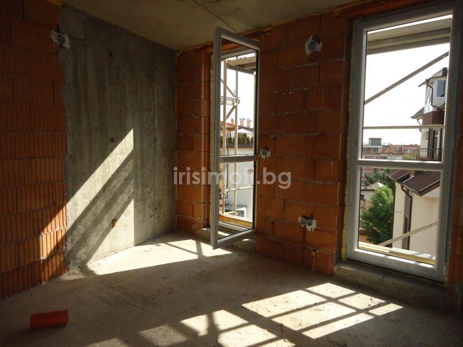 Продава се Тристаен апартамент в София, Овча купел - 140 кв.м за 1503 €/кв.м - Снимка #5