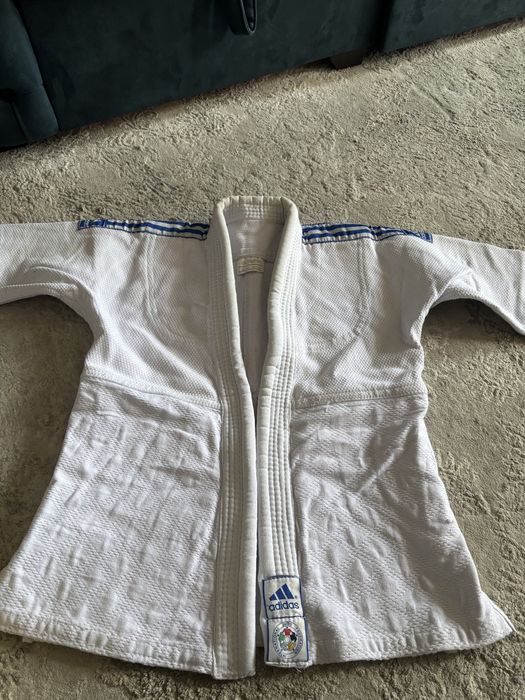 Продаю Кимано-Адидас