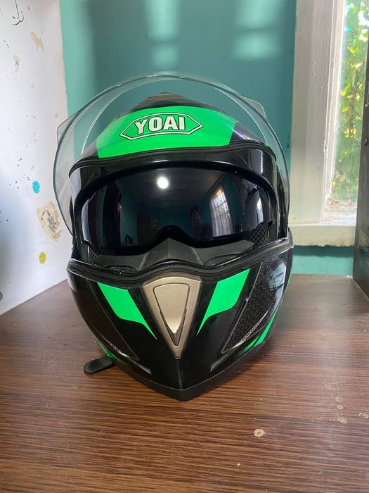 Продается мото шлем