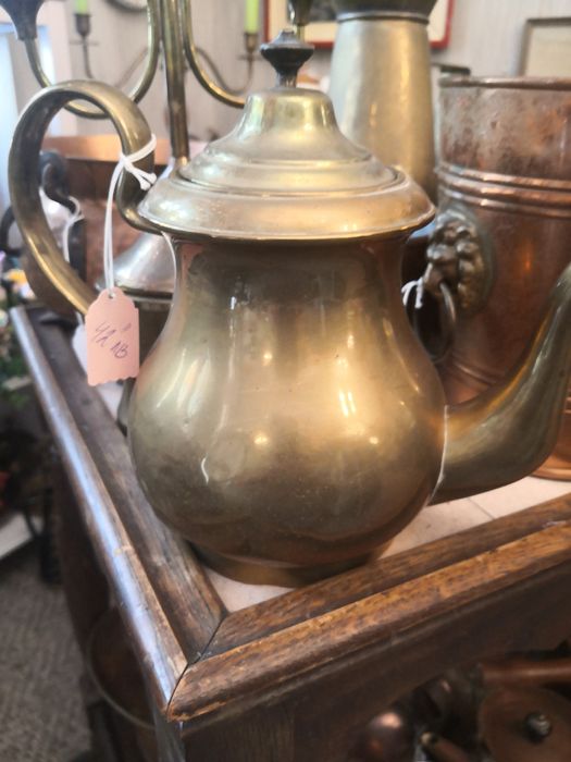 Месингови съдове и хаванчета