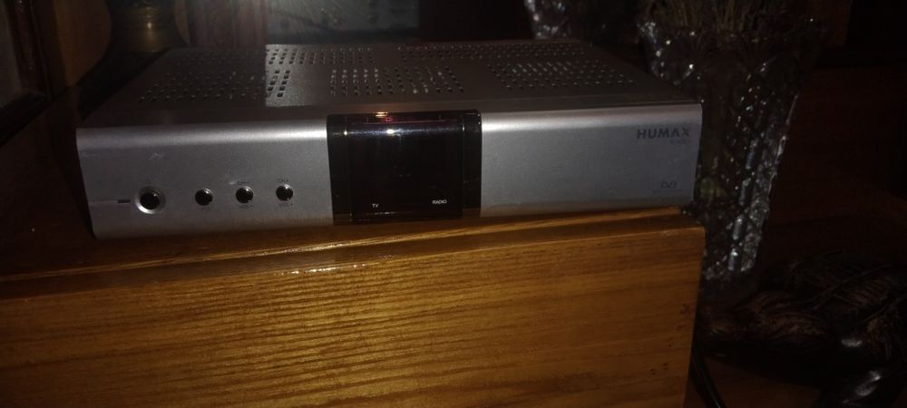 Ресивер-тюнер HUMAX. Производство Китай.