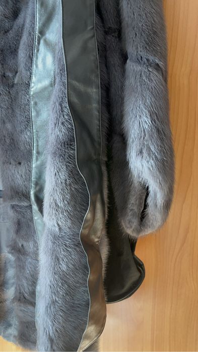 шуба продаю срочно