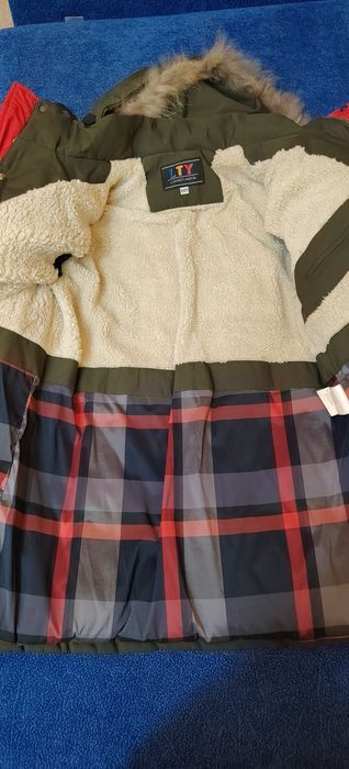 Продам тёплую куртку