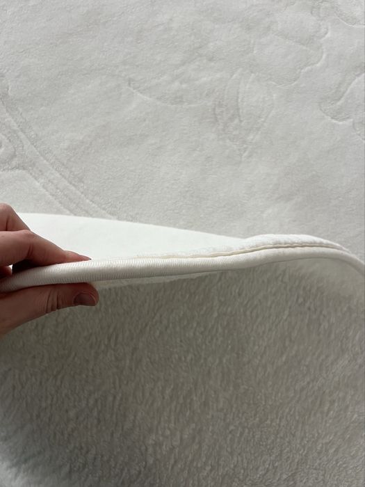 Pătură groasă albă