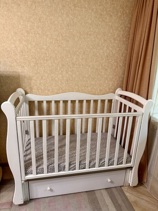 Продам манеж с ортопедическим матрасом Plitex