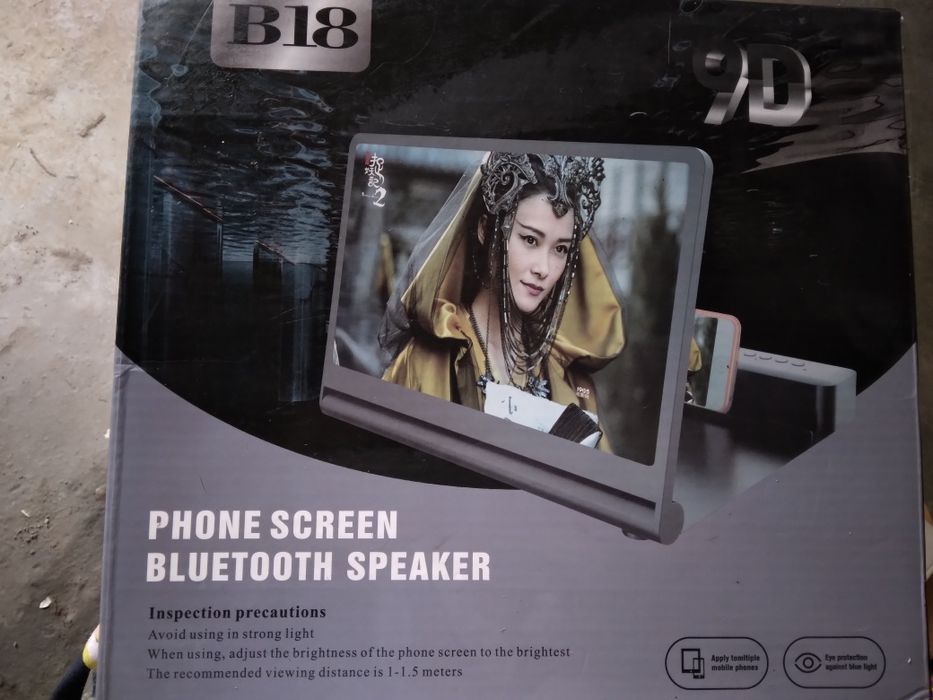 Phone screen Bluetooth speaker