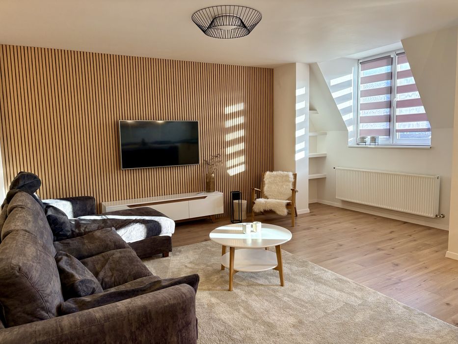 Penthouse, 2 niveluri pozitionat central