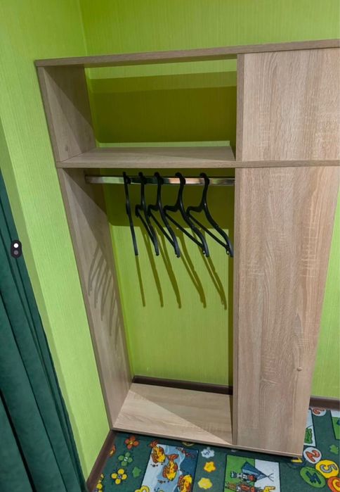 Вешалка напольная для одежды