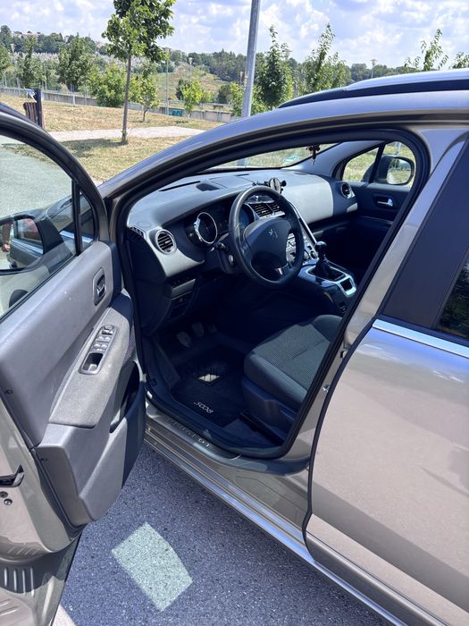 Peugeot 5008 an 2013