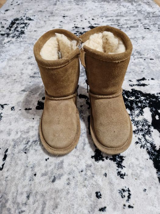 Ghete de iarna Bearpaw din piele intoarsa Emma (ugg)