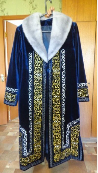 Срочно продам национальную одежду
