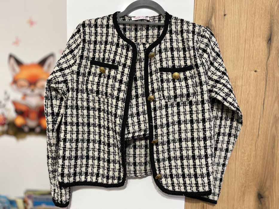 Дамски пуловери и рокли