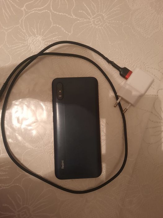 Xiaomi Redmi 9A дам вместе с зарядкой