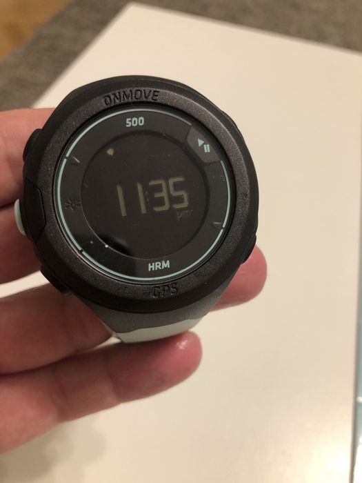 Smart часовник с GPS,, Bluetooth и пулсомер за бягане onmove 500,