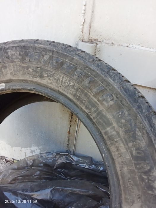 Продаются шины зимние