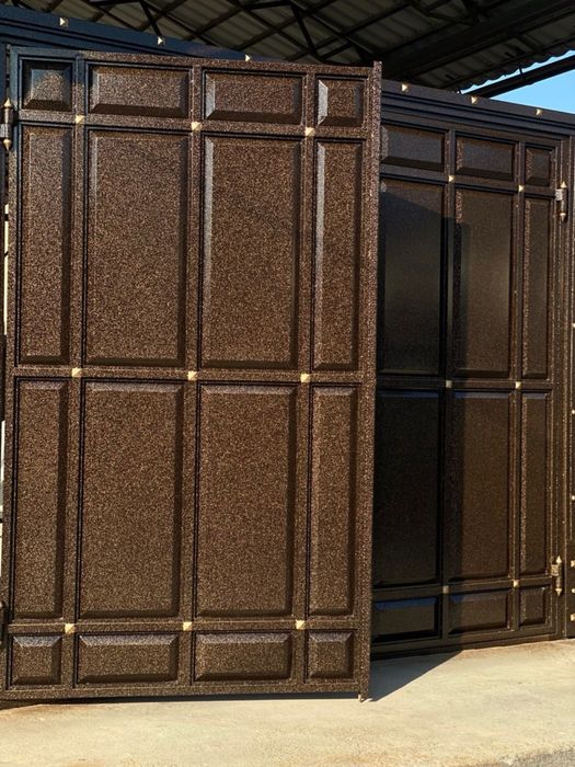 Покраска ворот и дверей