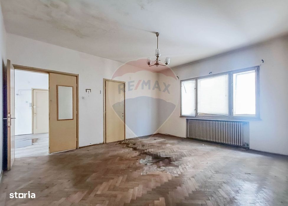 Vanzare Apartament 3 Camere, 2 Balcoane+2 Boxe, Universitate-P. Romana