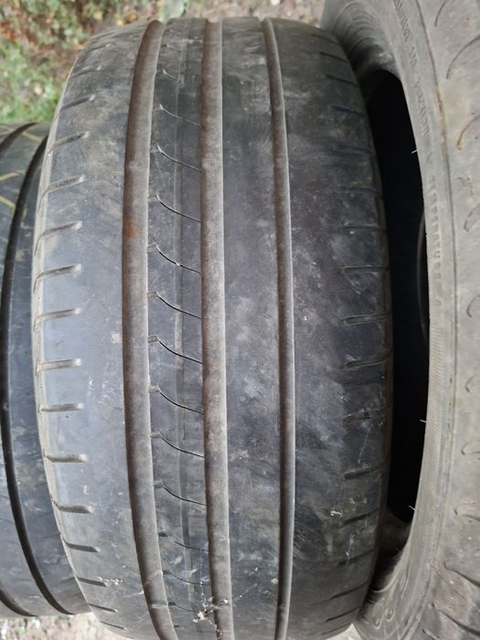 Продам шины 205/55/16 гудиер