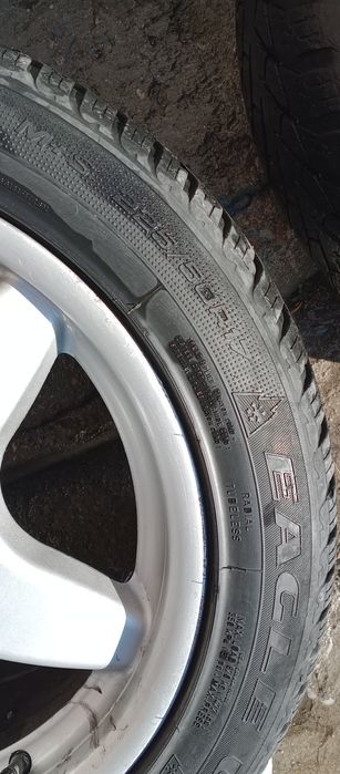 Продавам джанти с гуми 17цола