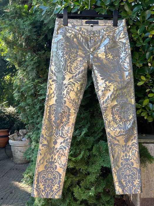 Juicy Couture 
Дънки