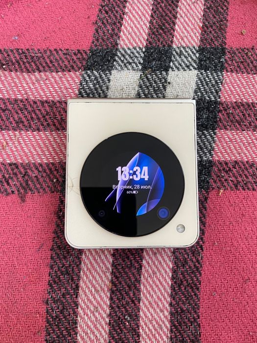 Nubia flip 5g 8/256
