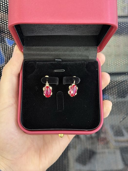 Arzon Narhda Ishonchli Tilla Zirak Baldoq Sirga