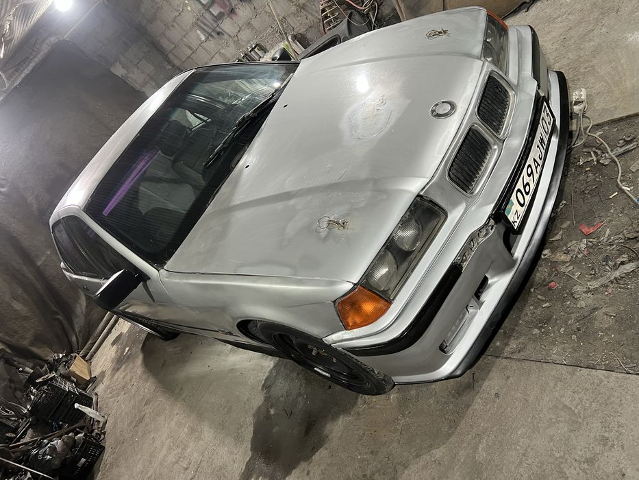 Продам бмв е 36 в хорошем состоянии