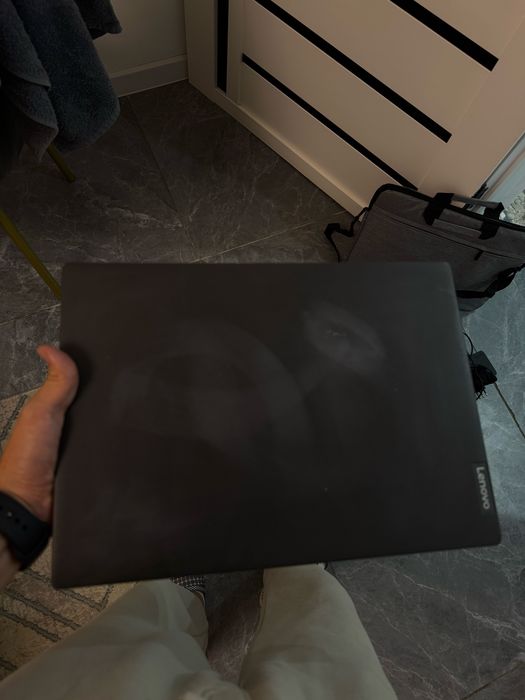 Офисный ноутбук Lenovo