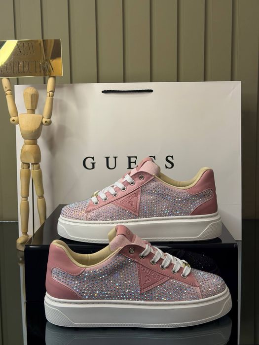 Adidasi Guess noi !!! Marimi 36/40 !!!