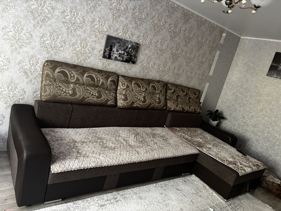 Продам диван б/у