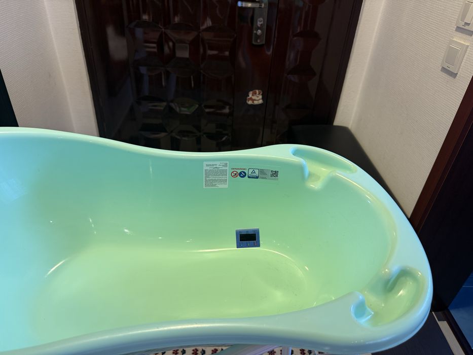 Cadita bebelus Teka Baby cu termometru electronic