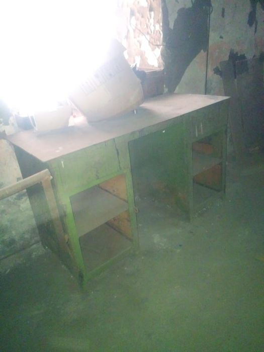 Продам верстак металлический